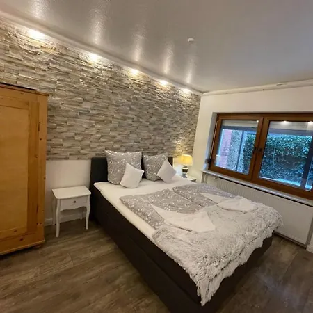 Haus Kaiser 16 Grosser Deichtraum Апартаменты Бюзум