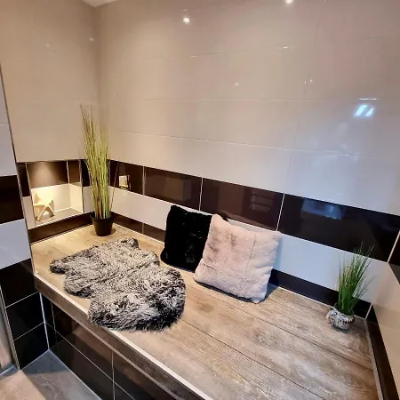 Haus Kaiser 16 Grosser Deichtraum Апартаменты Бюзум